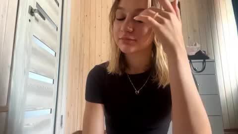 Lily online show from 07-27-26, 05:14