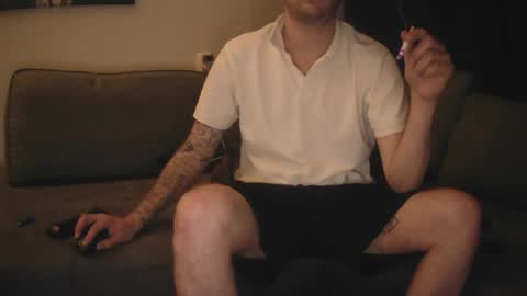 Papi online show from 05-16-26, 01:02