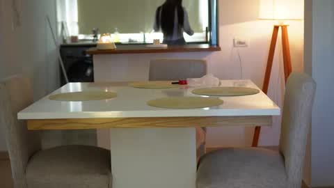 Donatella online show from 11-26-25, 12:39