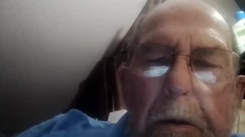 Snapshot of donster882206 chatting on 06-11-26, 08:12 donster882206 online show from 06-11-26, 08:12