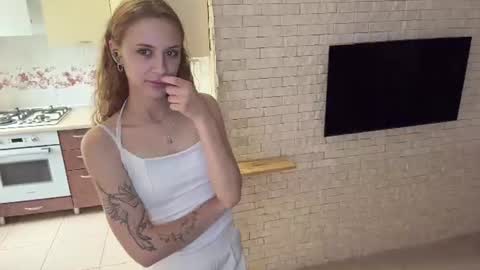 Flexi  online show from 07-14-26, 04:50