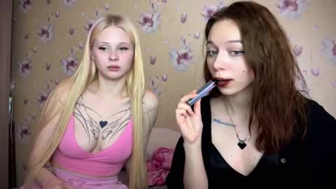 Snapshot of dontoke_ chatting on 12-12-24, 03:48 Nicole online show from 12-12-24, 03:48