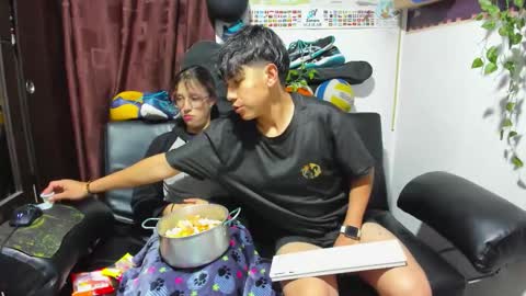 Snapshot of donuts_dd chatting on 09-26-25, 07:34 Donuts DD online show from 09-26-25, 07:34