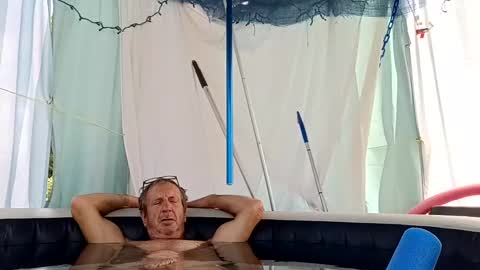 Snapshot of doobie1717 chatting on 09-18-25, 05:37 doobie1717 online show from 09-18-25, 05:37