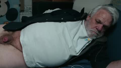 Snapshot of doouugcumming chatting on 12-09-24, 04:37 cummingdoouug online show from 12-09-24, 04:37