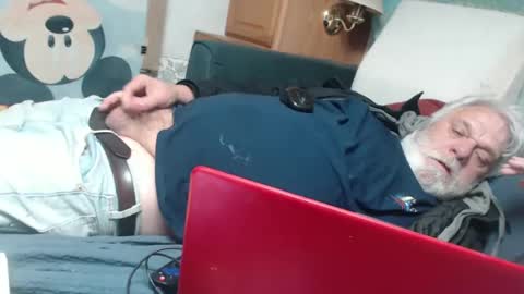 Snapshot of doouugcumming chatting on 02-14-25, 09:03 cummingdoouug online show from 02-14-25, 09:03