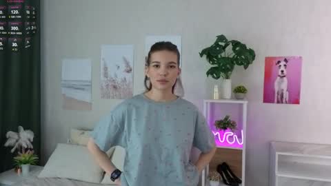 Snapshot of dorarindels chatting on 04-01-26, 12:44 Kiki online show from 04-01-26, 12:44