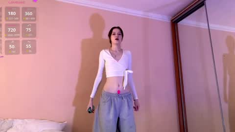 Lauren online show from 04-30-26, 08:31