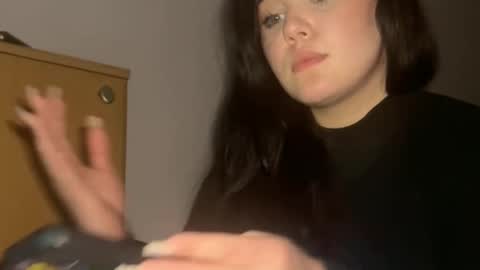 Snapshot of dorian1211 chatting on 11-04-25, 10:20 Doriana online show from 11-04-25, 10:20