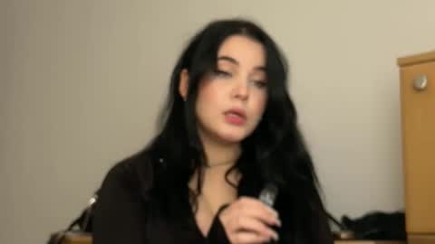 Snapshot of dorian1211 chatting on 11-05-25, 11:10 Doriana online show from 11-05-25, 11:10