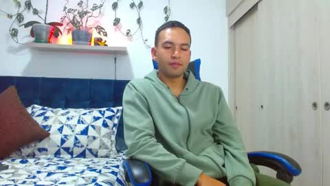 dorian_h online show from 05-17-26, 03:08