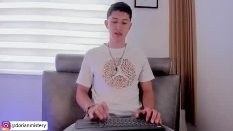 dorian_mystery online show from 03-07-26, 03:20