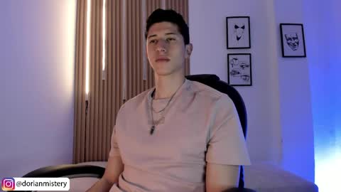 dorian_mystery online show from 05-26-26, 01:01