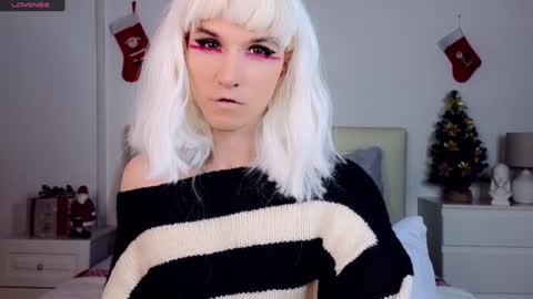 Helen   my second account  online show from 01-09-25, 05:34