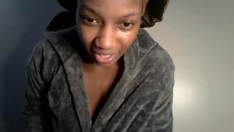 Snapshot of dorians_black chatting on 06-11-26, 10:30 dorians black online show from 06-11-26, 10:30