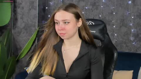 Vanessa online show from 04-05-26, 09:06