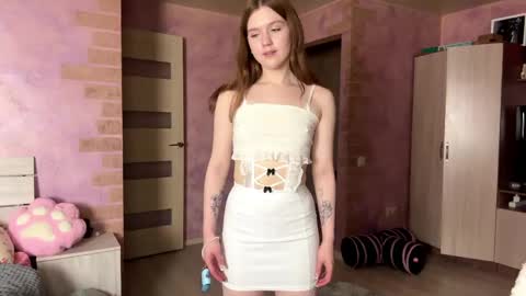 Snapshot of dorotameow chatting on 05-08-26, 10:37 Dorota online show from 05-08-26, 10:37