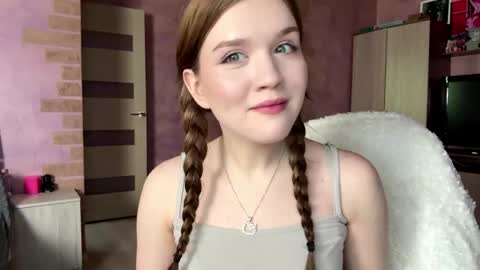 Snapshot of dorotameow chatting on 05-13-26, 12:46 Dorota online show from 05-13-26, 12:46