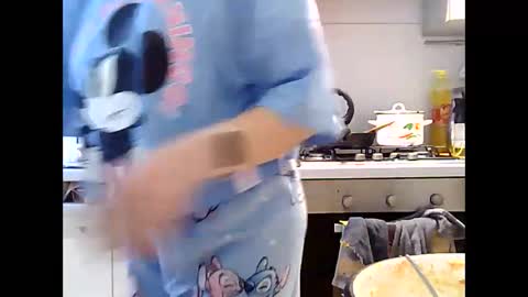 Snapshot of dorrie_ann chatting on 01-28-25, 06:16 Dorrie Ann online show from 01-28-25, 06:16