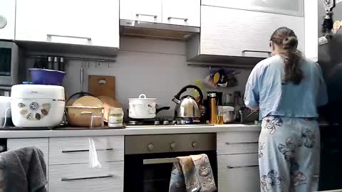 Snapshot of dorrie_ann chatting on 02-07-25, 06:35 Dorrie Ann online show from 02-07-25, 06:35