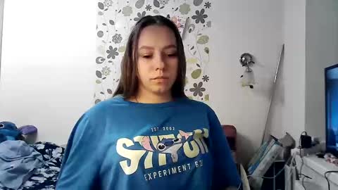 Snapshot of dorrie_ann chatting on 02-22-25, 04:09 Dorrie Ann online show from 02-22-25, 04:09