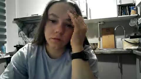 Dorrie Ann online show from 11-18-25, 04:28