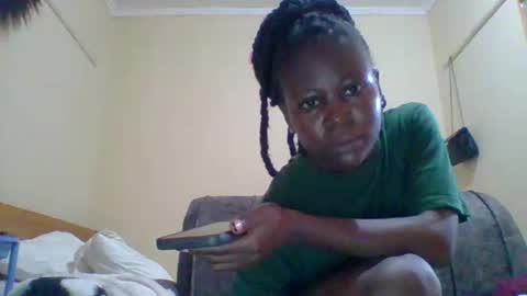 Snapshot of dottletopsy chatting on 11-08-25, 10:04 dottletopsy online show from 11-08-25, 10:04