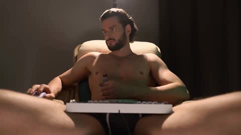 Keen online show from 02-20-26, 07:58