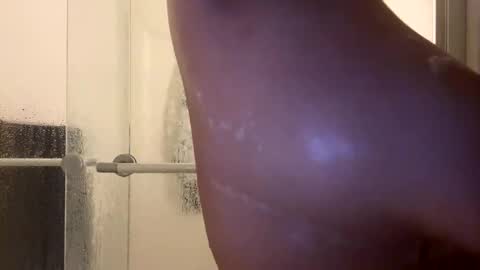 Snapshot of doubledeeboobies chatting on 09-24-25, 05:55 doubledeeboobies online show from 09-24-25, 05:55