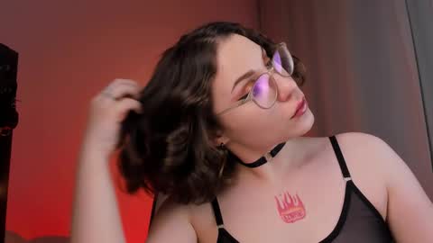 Eva ana Liza online show from 02-25-25, 12:25