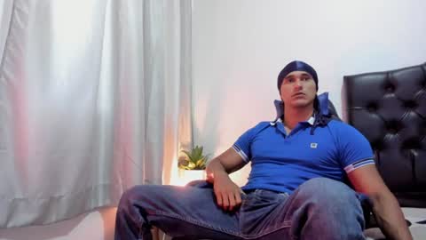 Snapshot of doublefun24 chatting on 06-17-26, 11:12 Isabella and Alessandro online show from 06-17-26, 11:12
