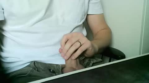 doudoudou online show from 11-14-25, 10:25