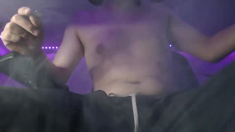 Snapshot of douglas_drake chatting on 05-12-26, 02:30 douglas_drake online show from 05-12-26, 02:30