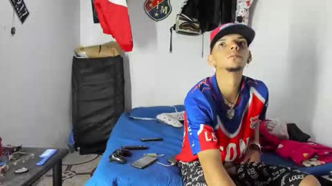 Snapshot of douglas_gallegos chatting on 02-18-26, 05:47 douglas_gallegos online show from 02-18-26, 05:47