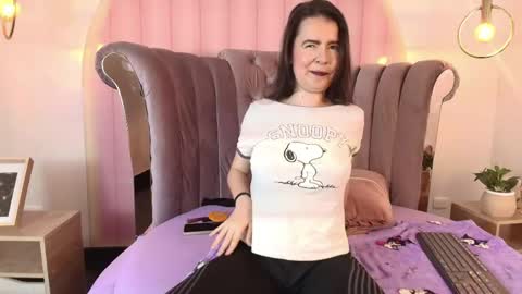 dovemullerr2 online show from 05-12-26, 09:01