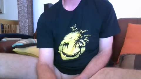 downundercock22 online show from 10-18-25, 03:24