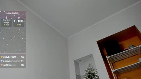 Snapshot of doyouwannabiteme chatting on 01-04-25, 04:11 Eve online show from 01-04-25, 04:11