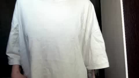 Snapshot of dozysquidge chatting on 07-21-26, 12:18 Lina online show from 07-21-26, 12:18