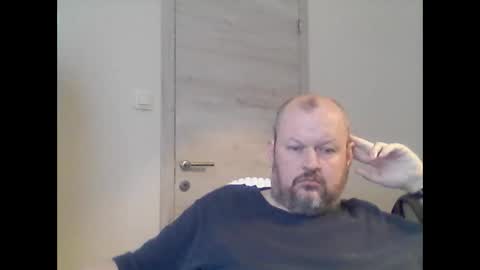 Snapshot of dpau76 chatting on 01-17-25, 12:42 Danny online show from 01-17-25, 12:42