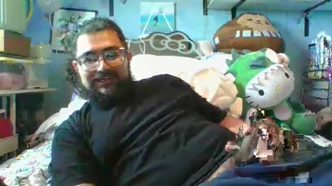 Dpenguino online show from 11-12-25, 05:57