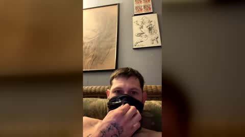 dpickle699 online show from 12-14-25, 01:38