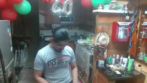 Snapshot of dr_simon84 chatting on 12-13-24, 01:59 Dr Simon online show from 12-13-24, 01:59