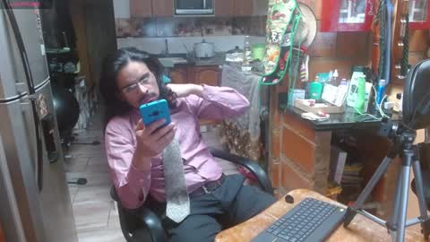 Snapshot of dr_simon84 chatting on 01-03-25, 03:38 Dr Simon online show from 01-03-25, 03:38