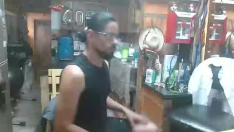 Snapshot of dr_simon84 chatting on 02-23-25, 03:18 Dr Simon online show from 02-23-25, 03:18