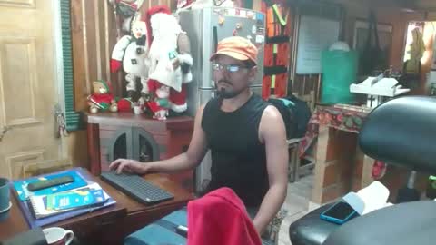 Snapshot of dr_simon84 chatting on 12-22-25, 07:22 Dr Simon online show from 12-22-25, 07:22