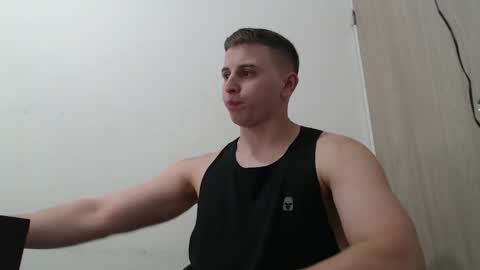 draco_boy2000 online show from 04-14-26, 12:38