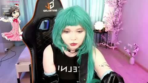 Draculaura online show from 05-17-26, 10:22