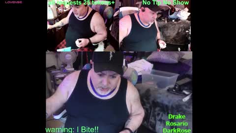 Snapshot of drake_r_darkrose chatting on 01-25-25, 12:38 Drake D Vamp aka Drake DarkRose online show from 01-25-25, 12:38