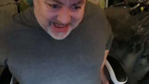 Snapshot of drake_r_darkrose chatting on 02-11-25, 06:19 Drake D Vamp aka Drake DarkRose online show from 02-11-25, 06:19