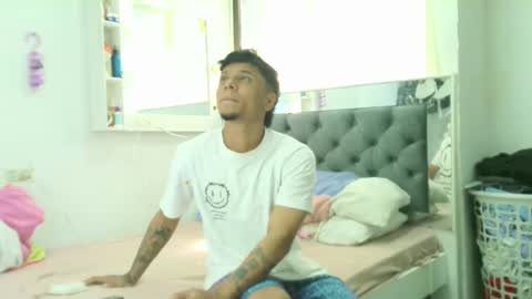 Snapshot of drake_the_kingmaster chatting on 03-01-25, 02:44 ig kingmaster777 online show from 03-01-25, 02:44